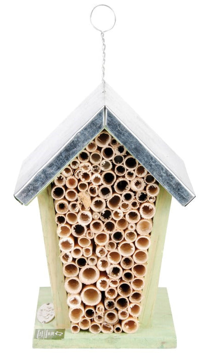 WA06 - HEDGEHOG HOUSE